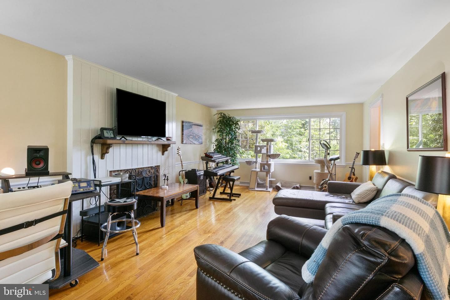 2648 Cambridge Road photo 13