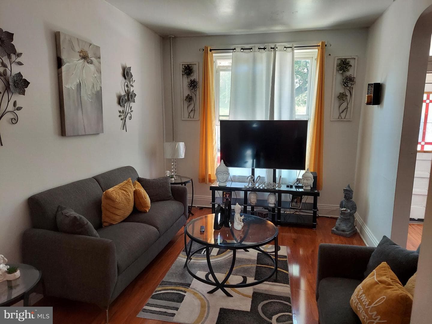 343 N Newberry Street photo 2