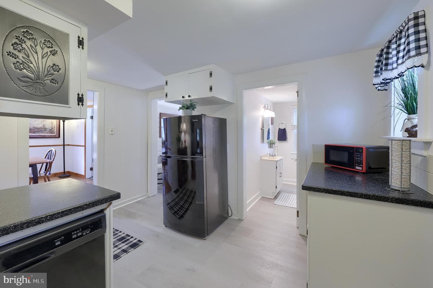 10 Stella Avenue photo 15
