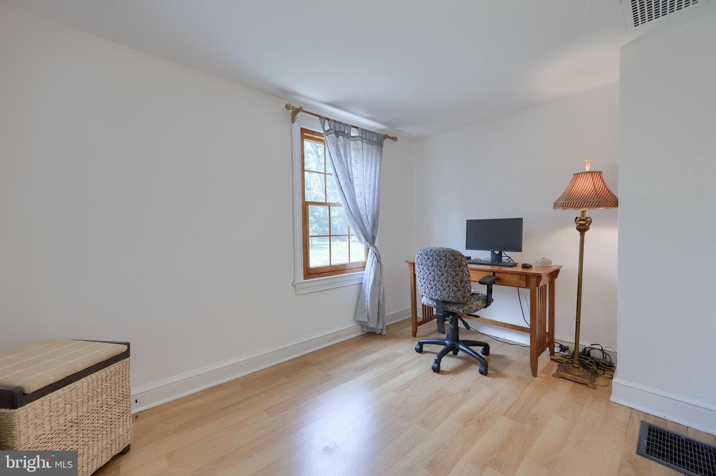10 Stella Avenue photo 22