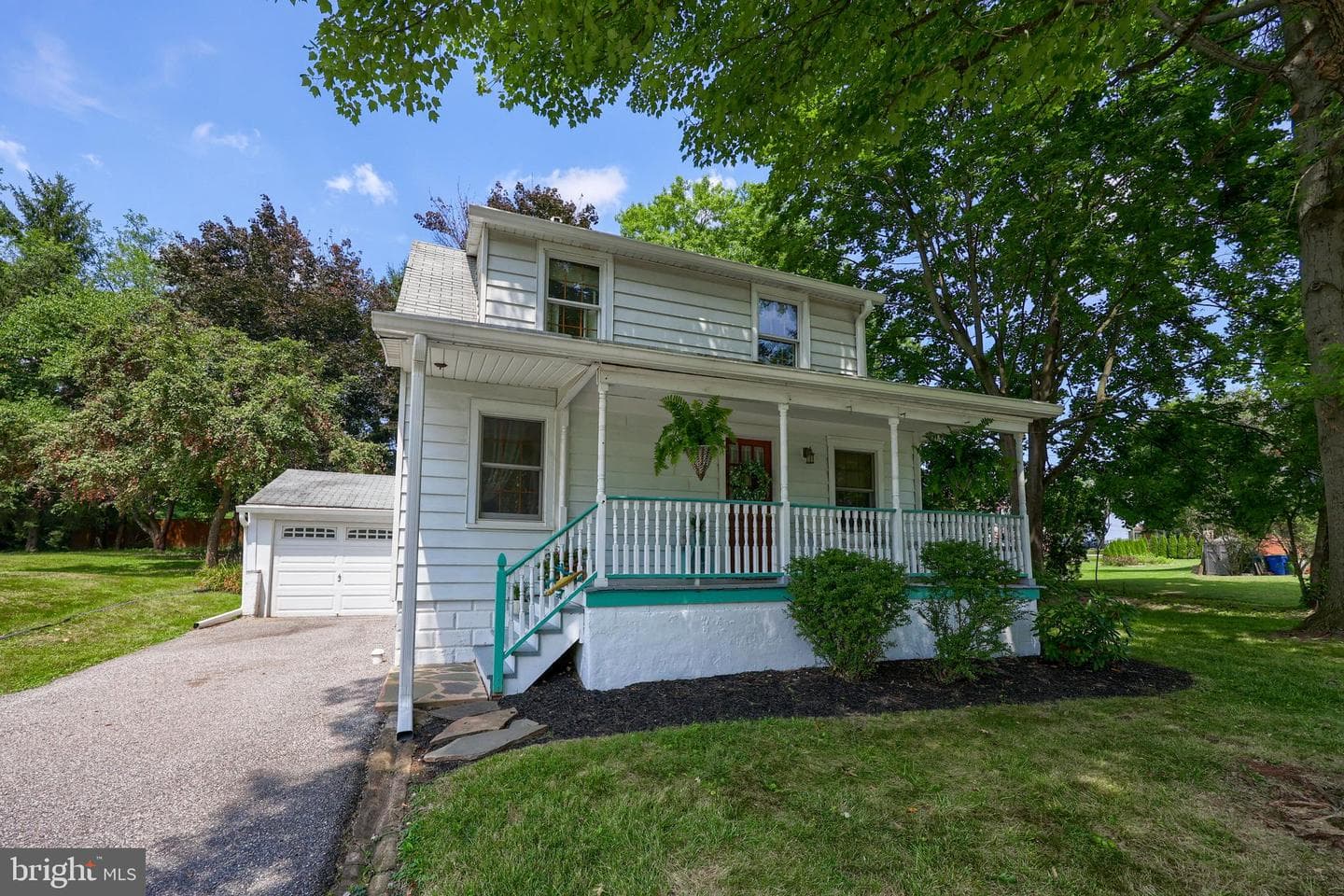 10 Stella Avenue photo 42