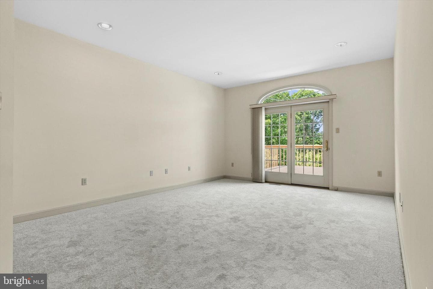 269 Willis Road photo 26
