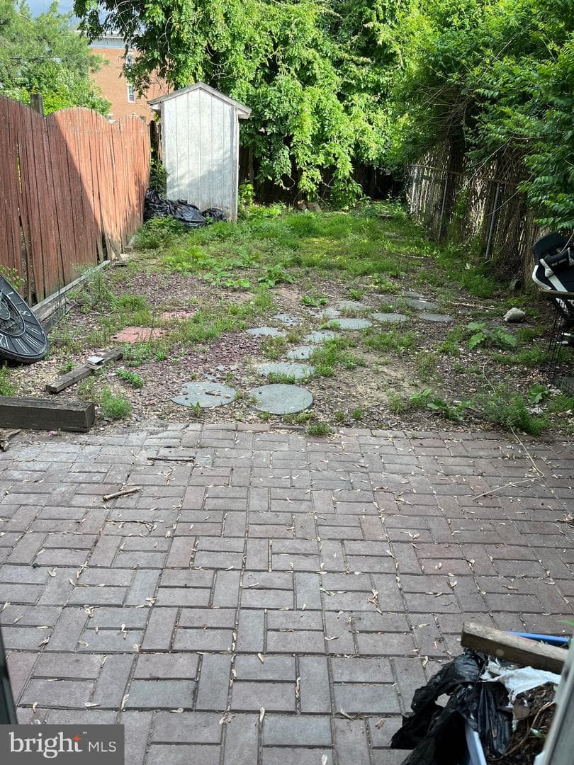 312 W Princess Street photo 5