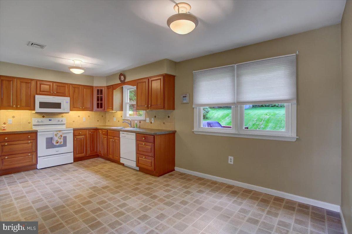 110 Bunker Hill Road photo 8