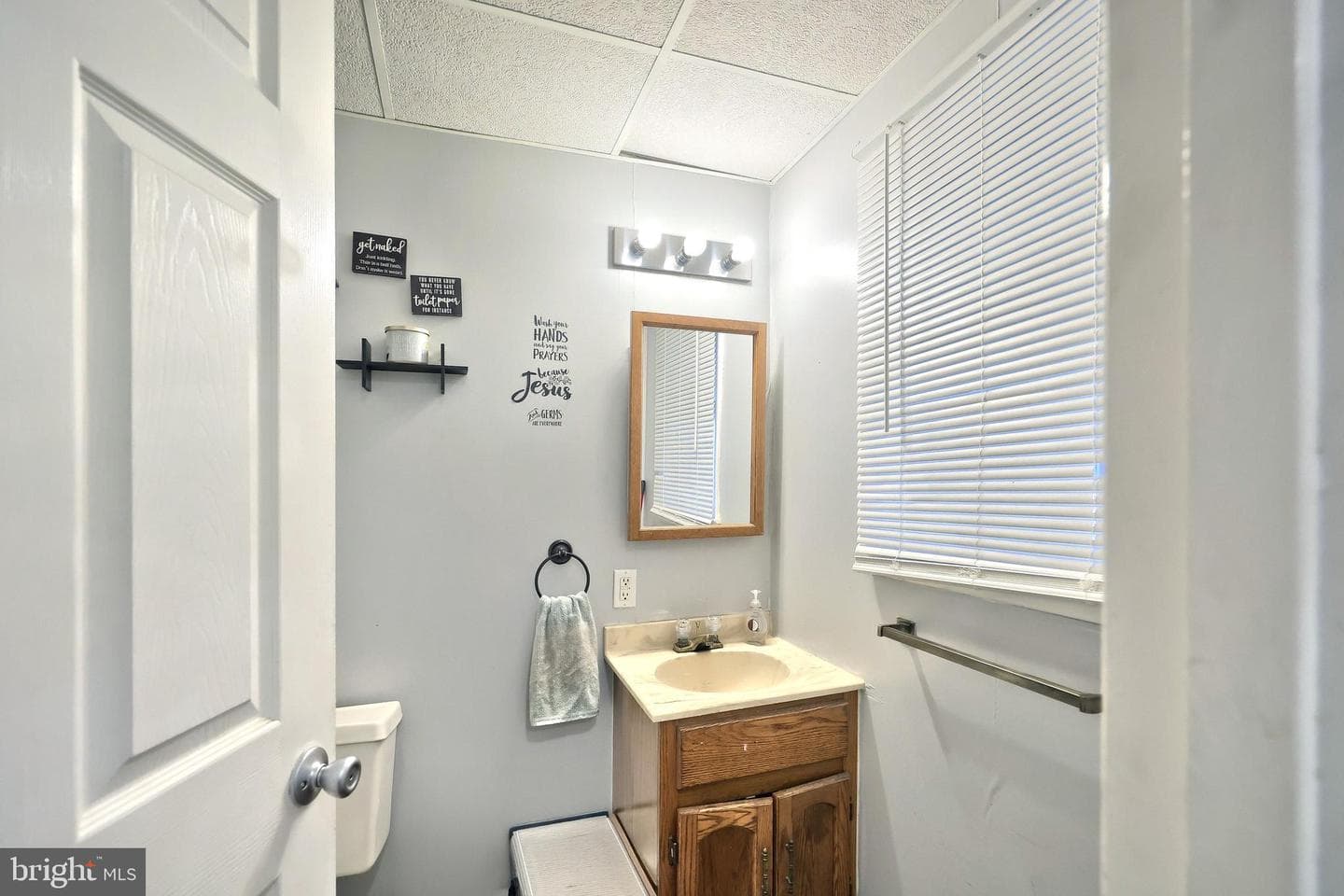 129 S Pleasant Street photo 15