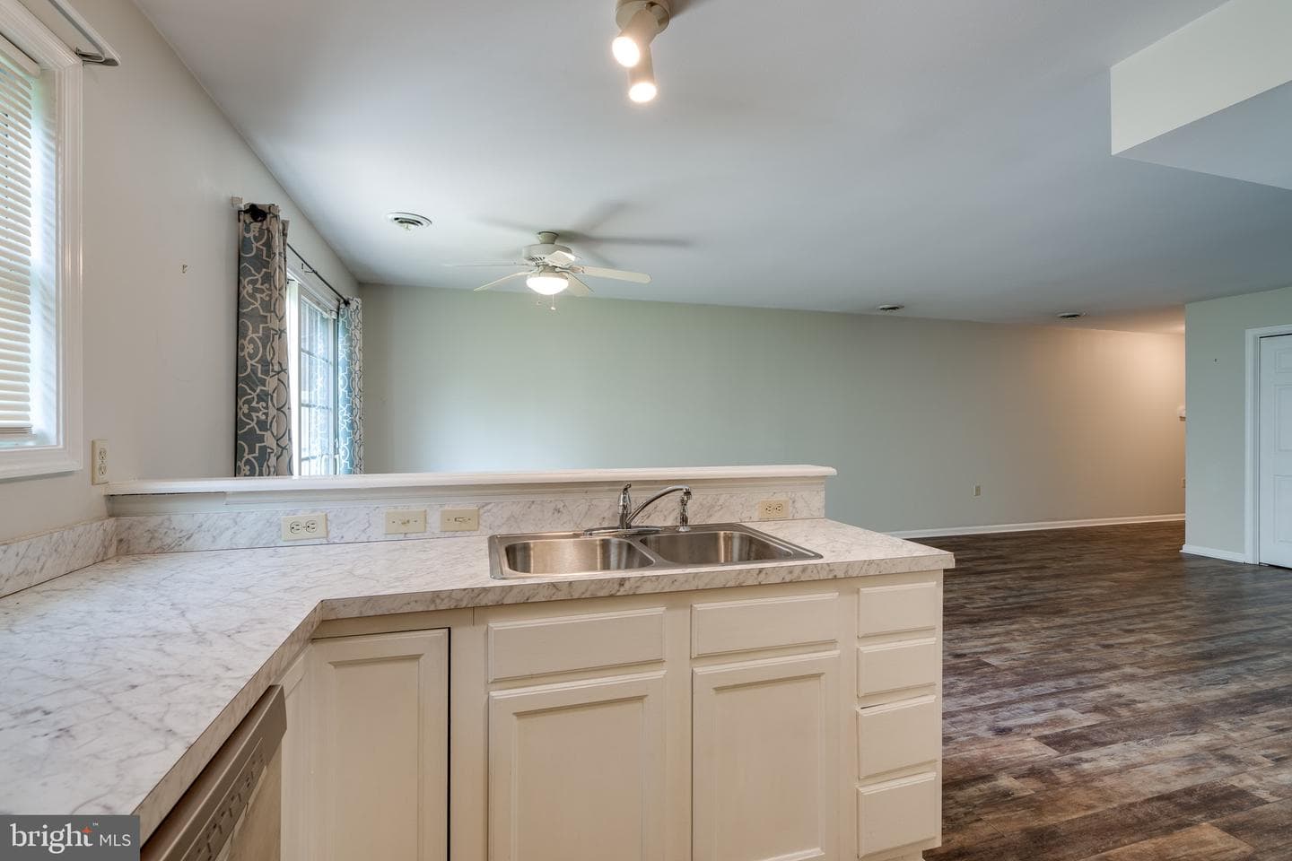 2312 Slater Hill Lane E #62 photo 12