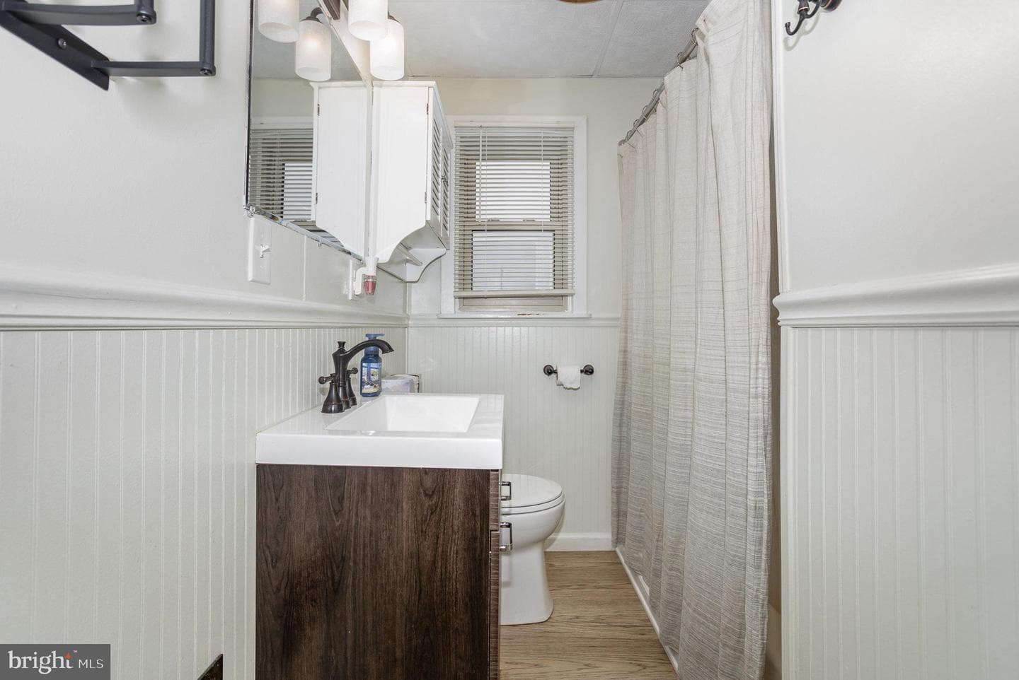 102 N Williams Street photo 16