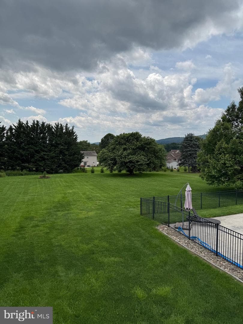 1872 Yingling Drive photo 48