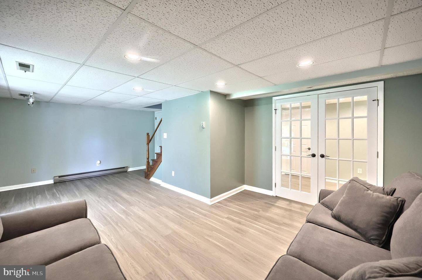 120 Susan Drive photo 27
