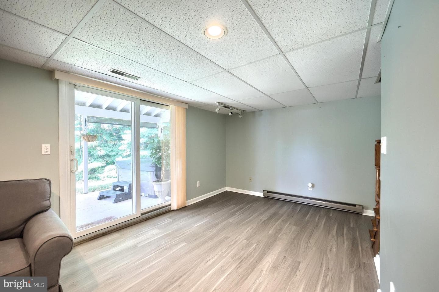 120 Susan Drive photo 28