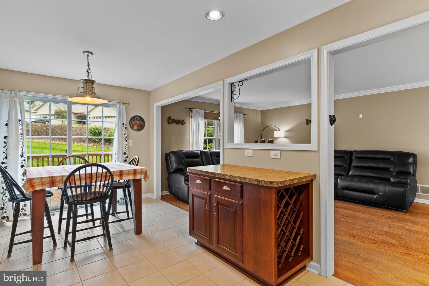 200 Loring Court photo 9