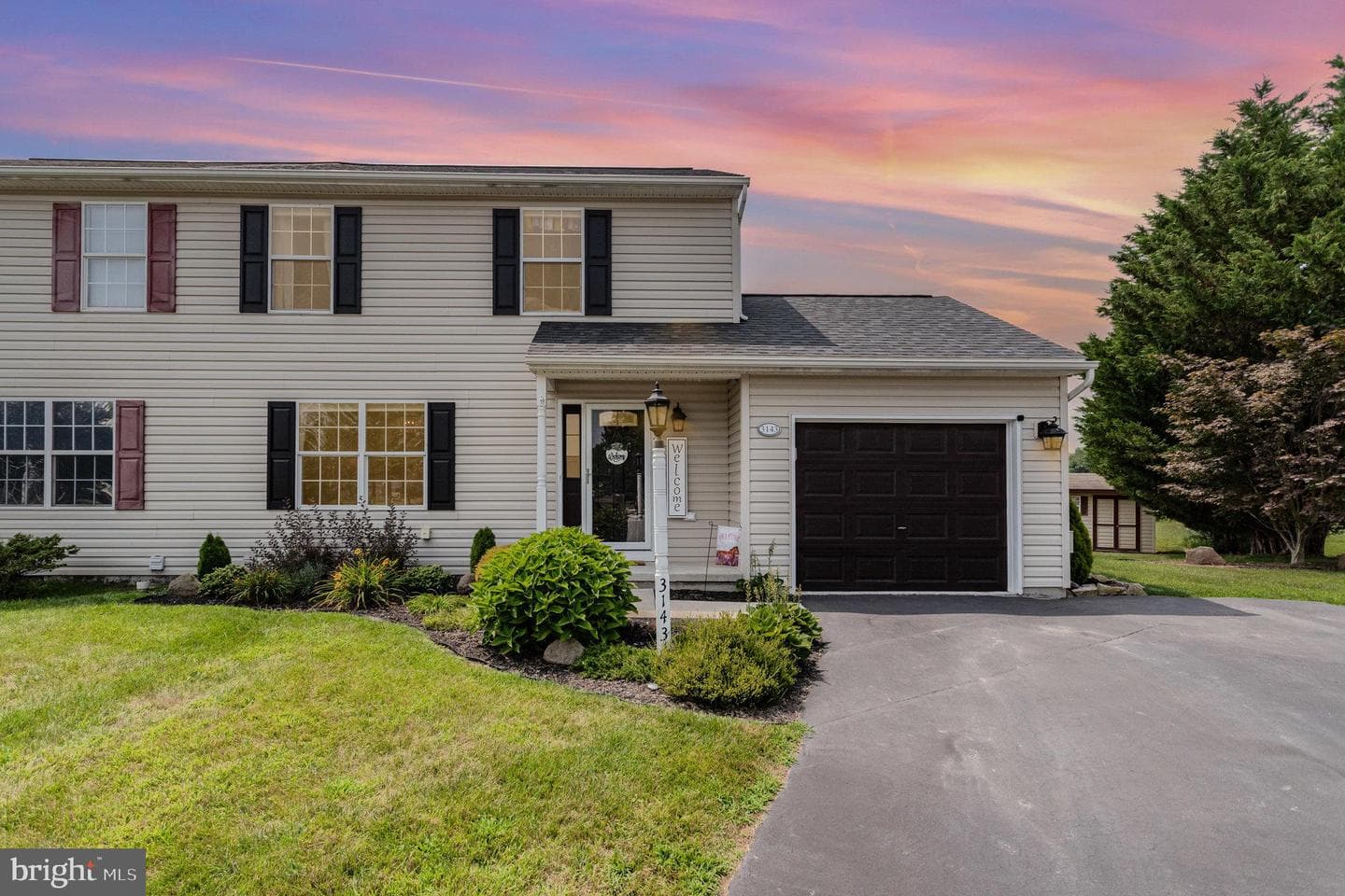 3143 Jayne Lane photo 1