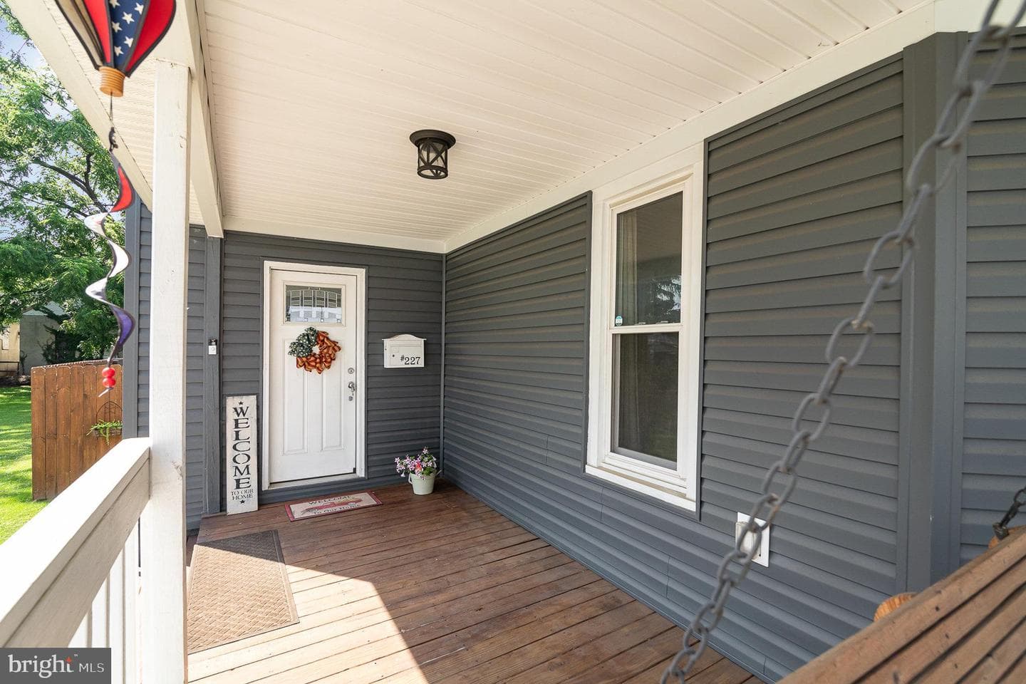 227 W Chestnut Street photo 4