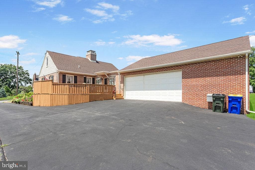 401 N Forrest Street photo 3