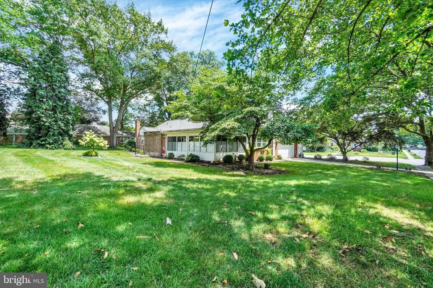 2213 Eastern Boulevard photo 28