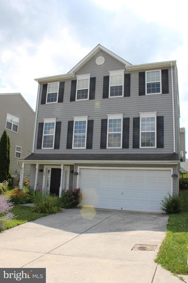 80 Menlena Circle photo 2