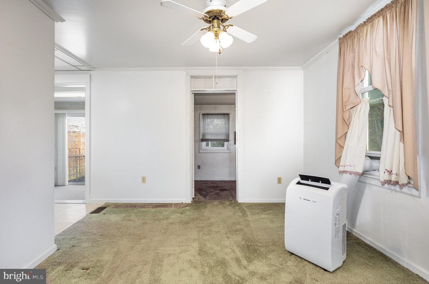 1135 Mount Rose Avenue photo 12