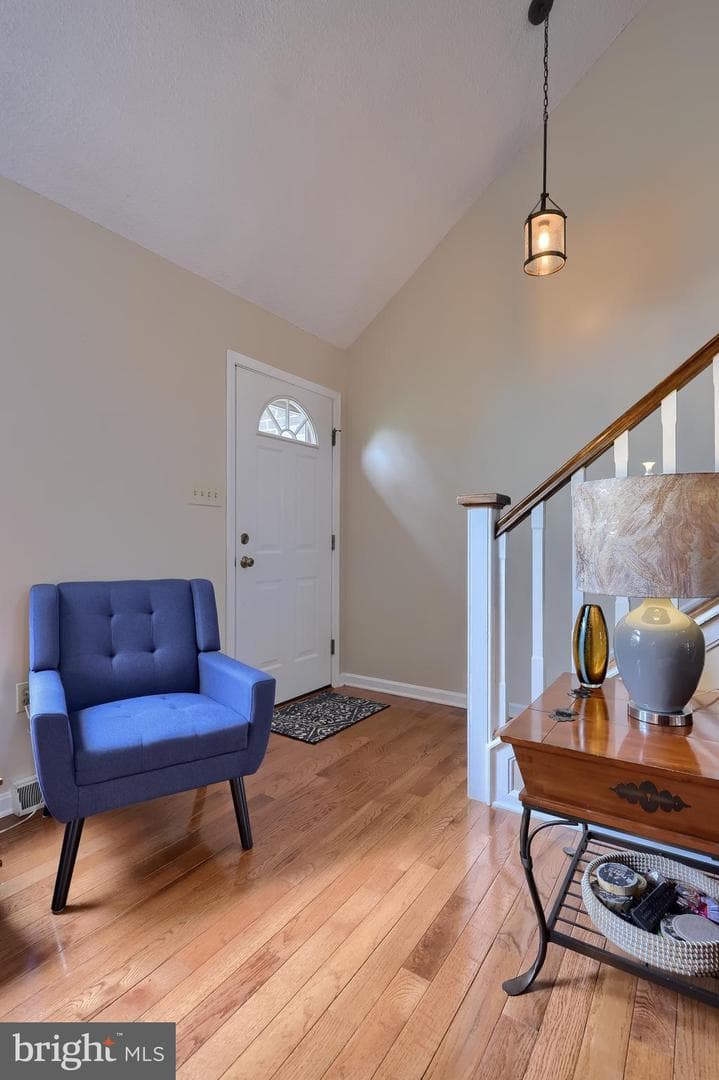 112 Winston Drive photo 5