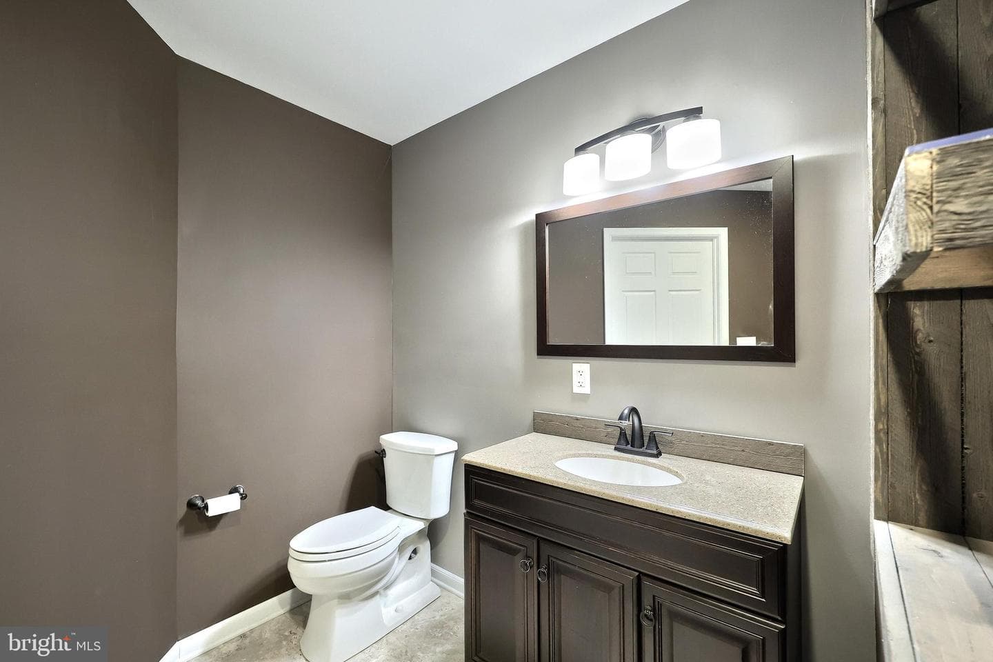 3067 E Prospect Road photo 61