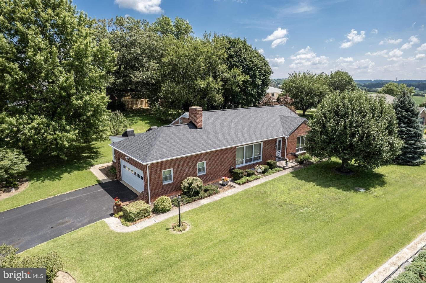 64 Hillcrest Drive photo 56