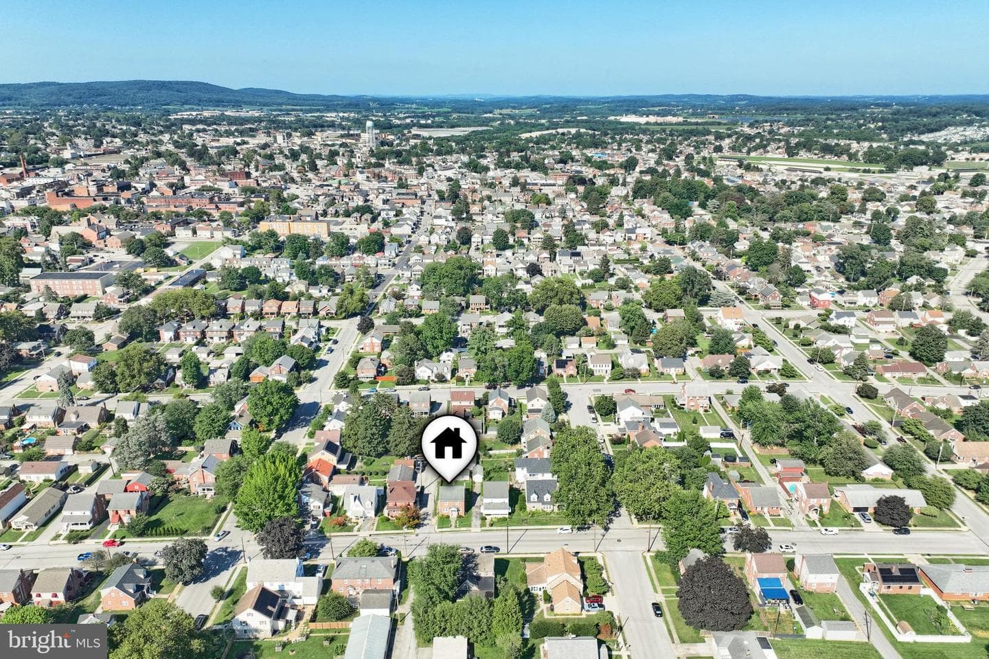 208 S Forney Avenue photo 37