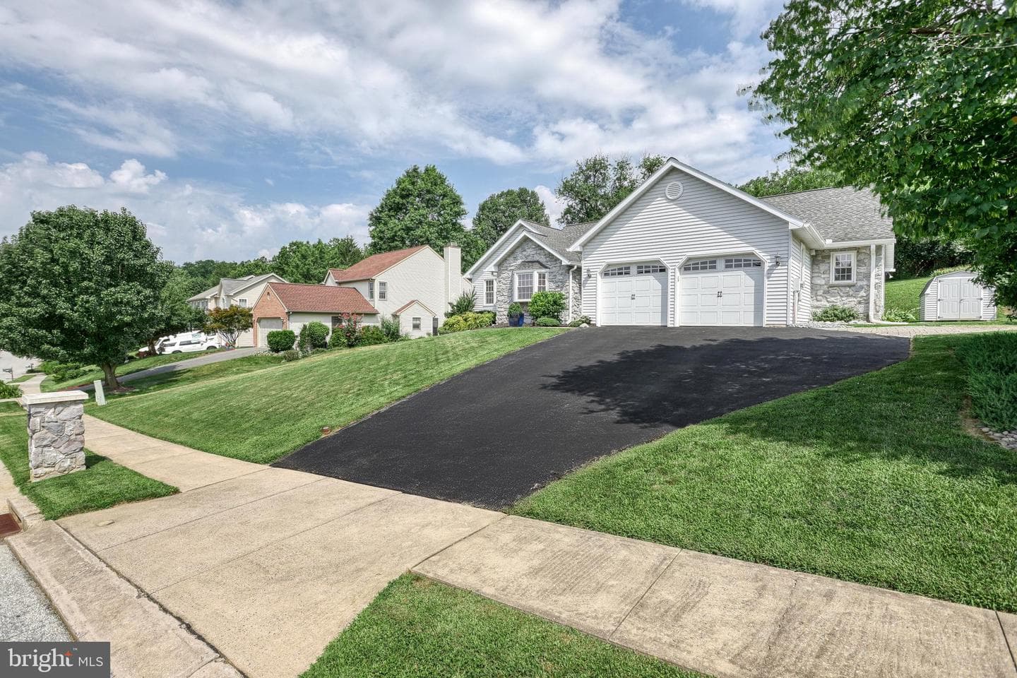 3349 Overview Drive photo 3