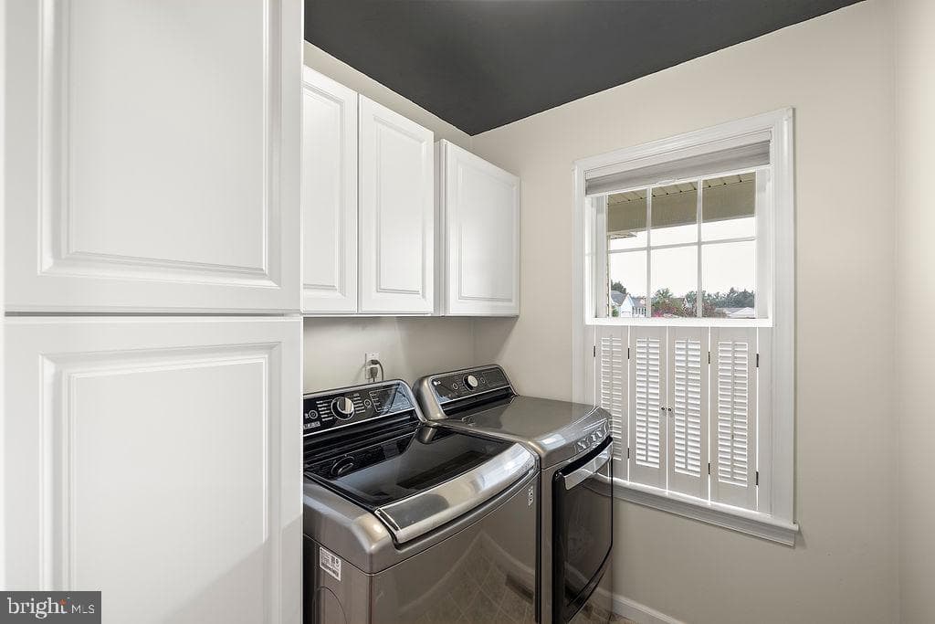 376 Wilson Avenue photo 62