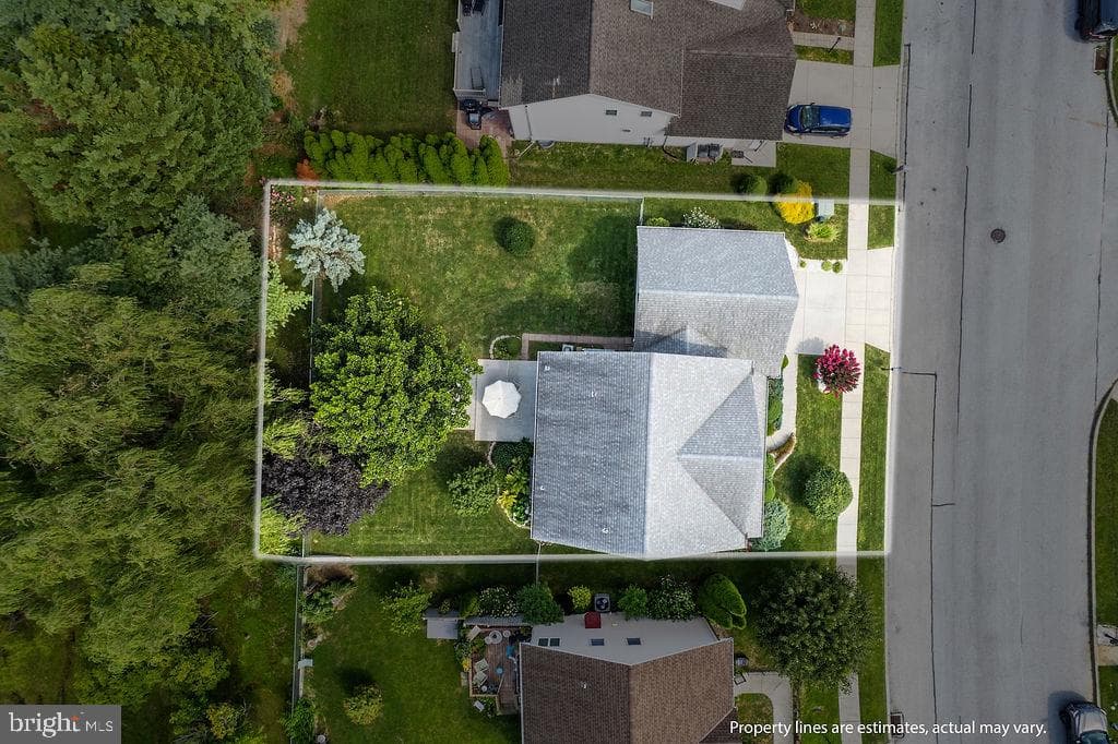 376 Wilson Avenue photo 71
