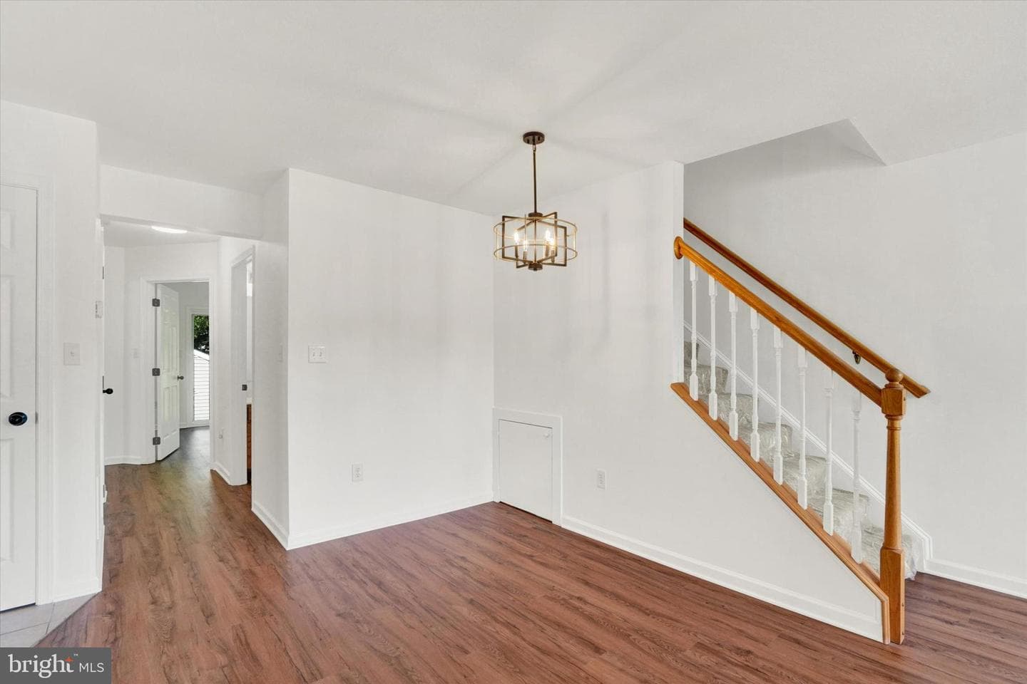 1712 Boxwood Court photo 8