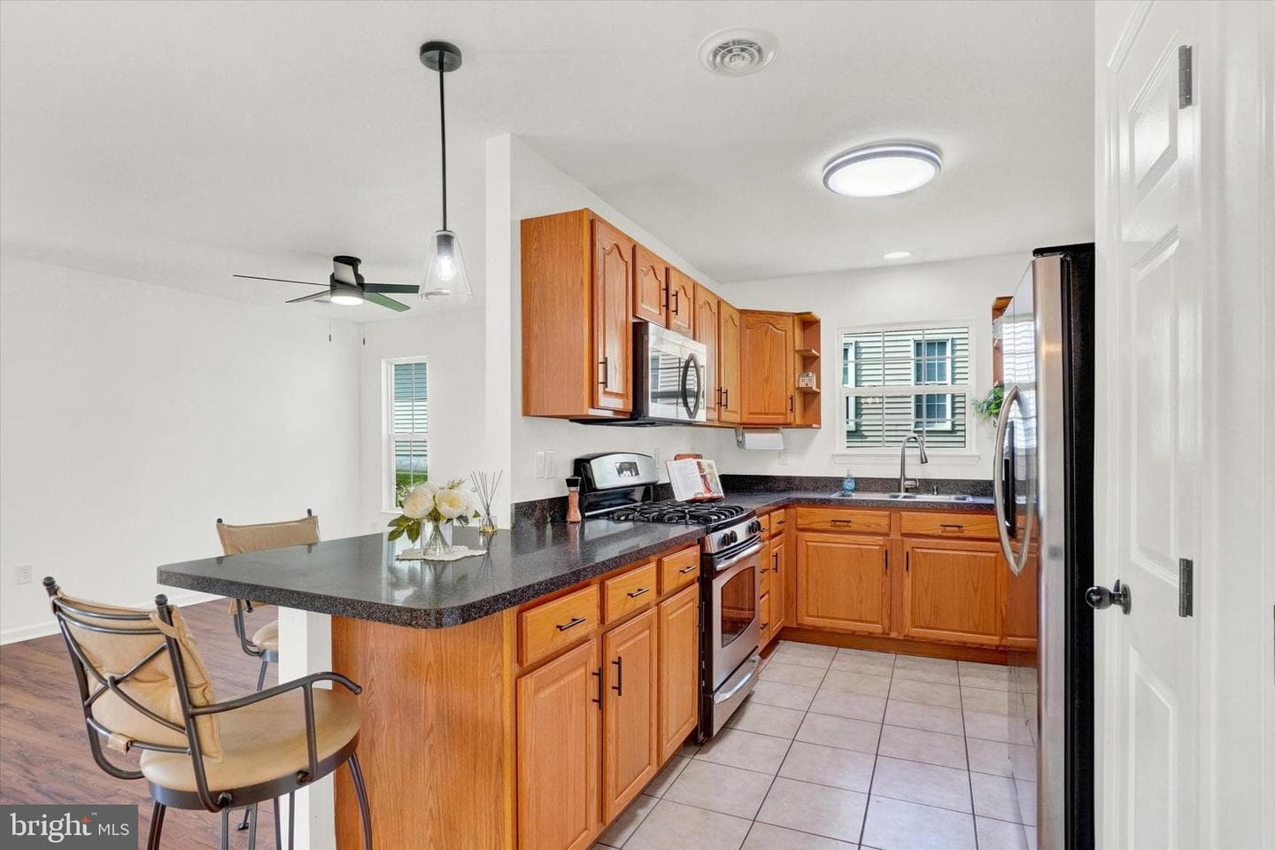 1712 Boxwood Court photo 9