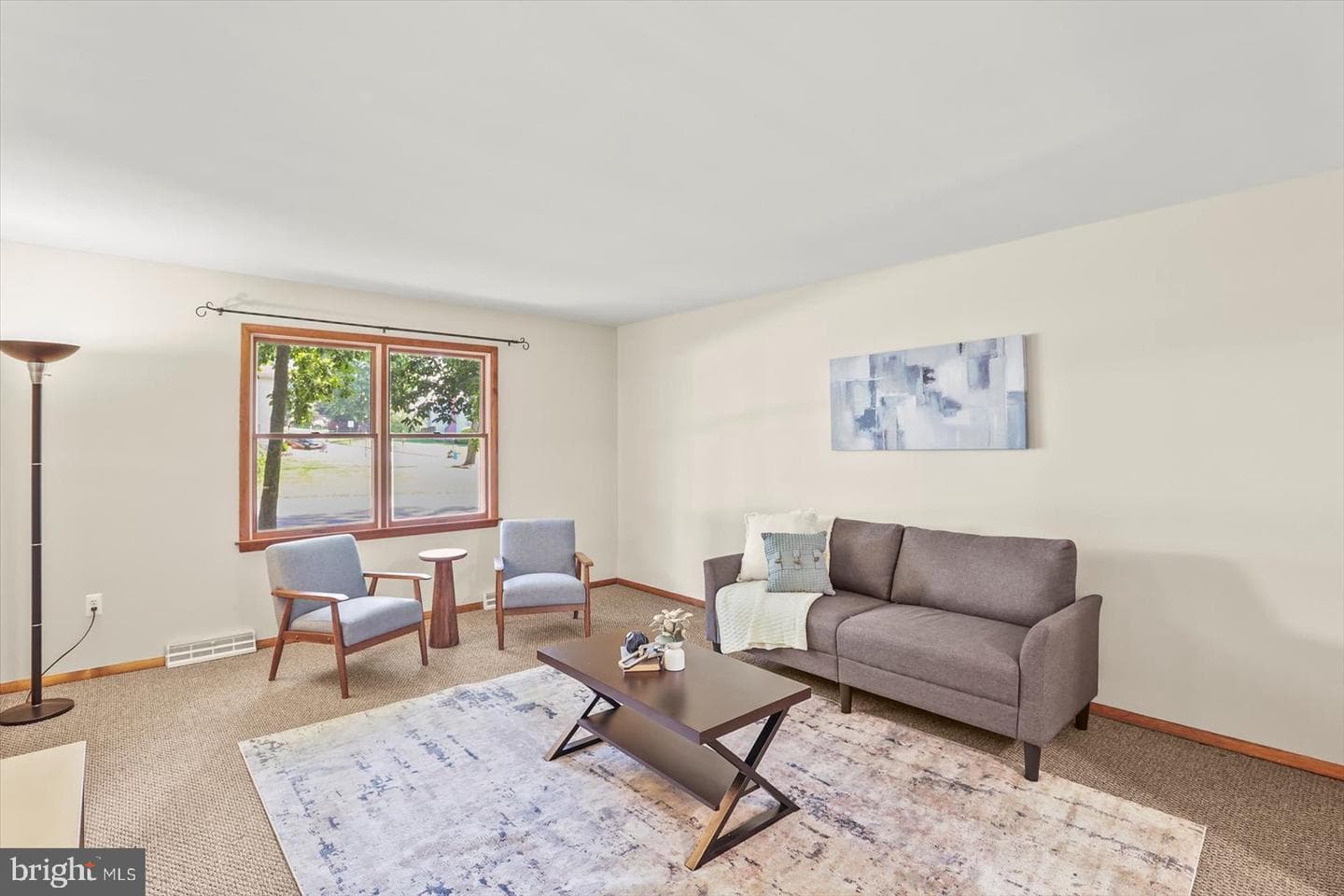 141 Windsor Court photo 12