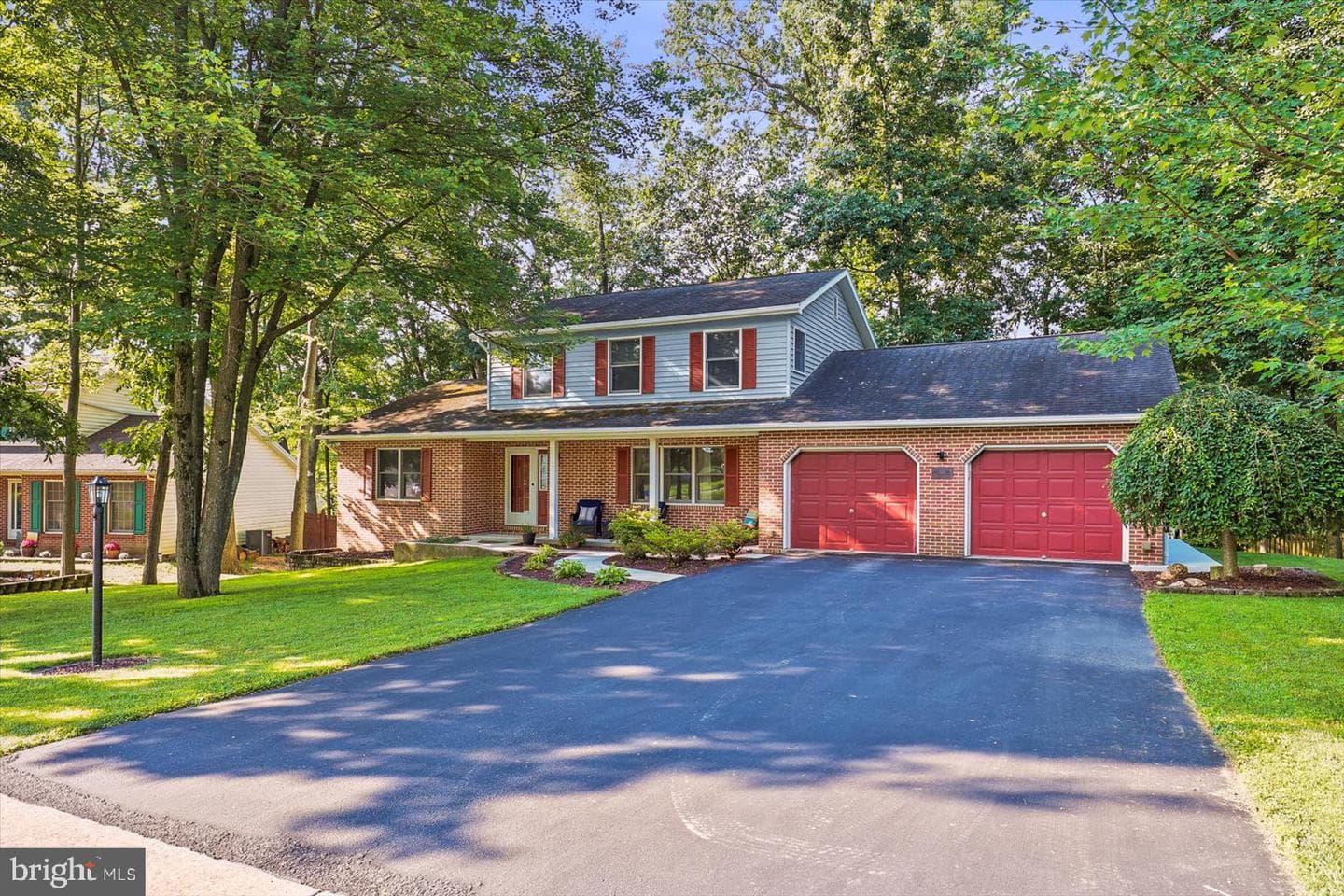 141 Windsor Court photo 2
