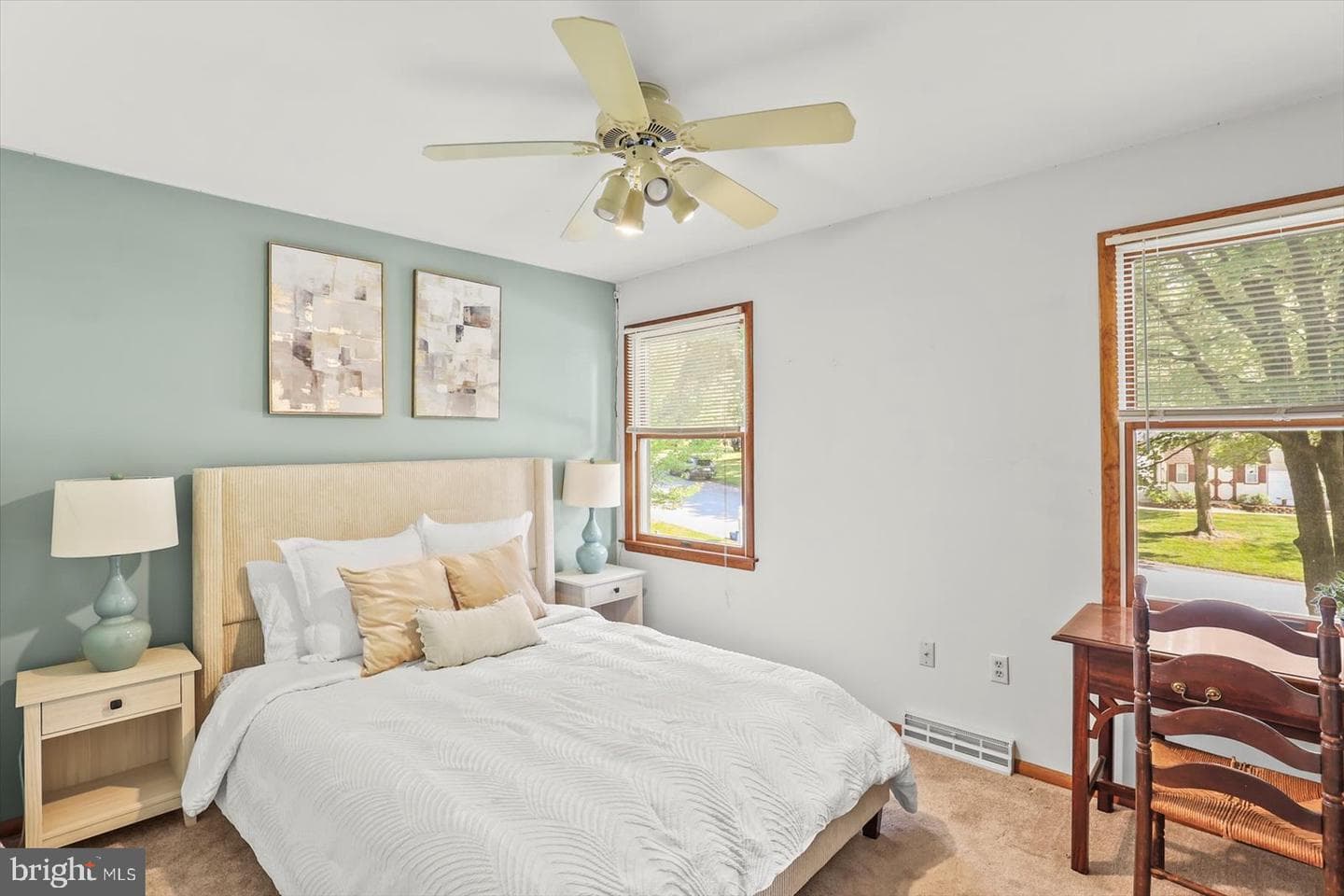 141 Windsor Court photo 33