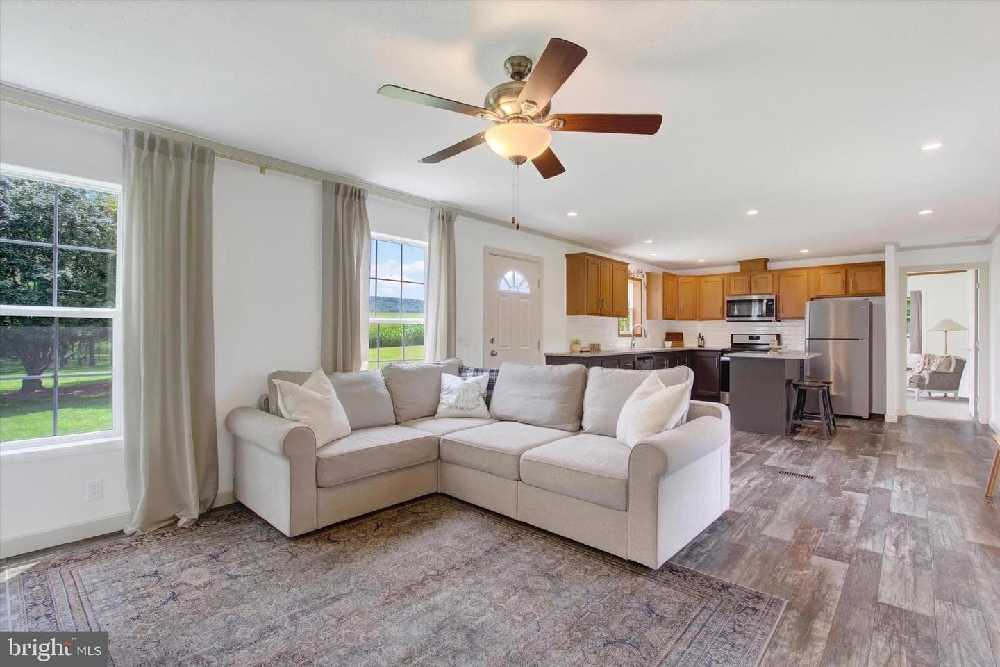 3898 Green Valley Road photo 4