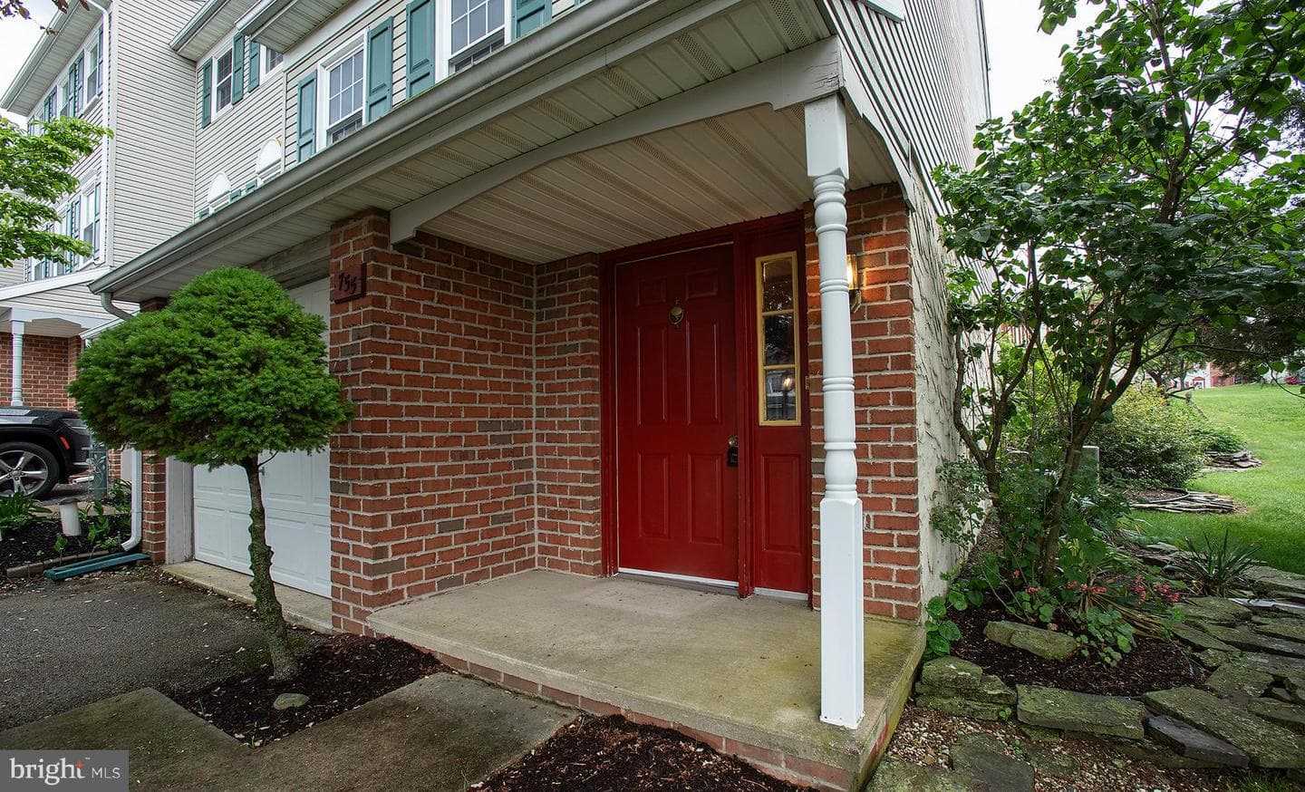 755 Robin Hill Circle photo 14