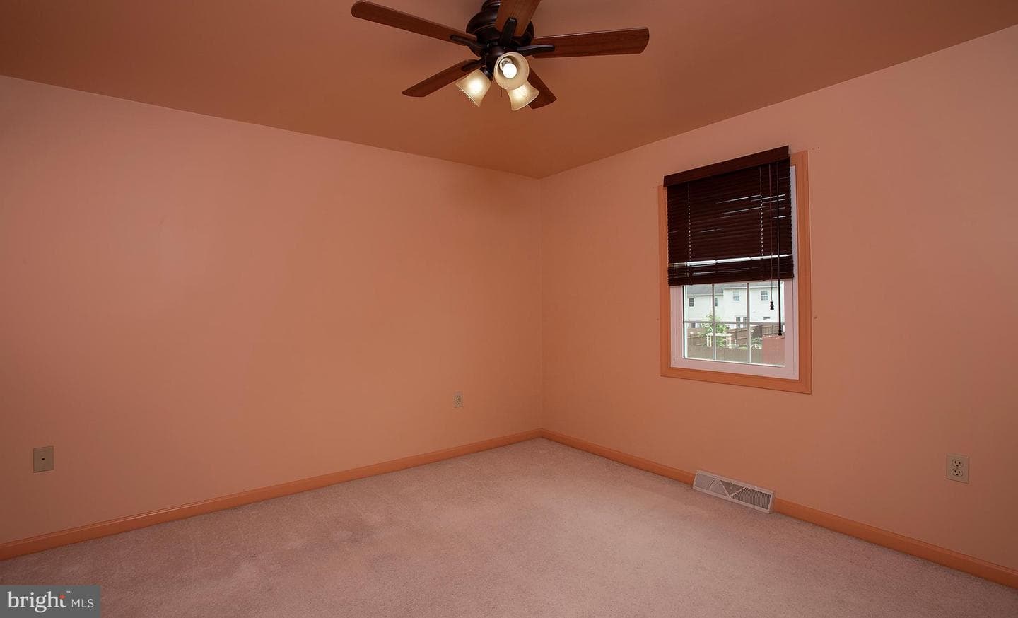 755 Robin Hill Circle photo 33