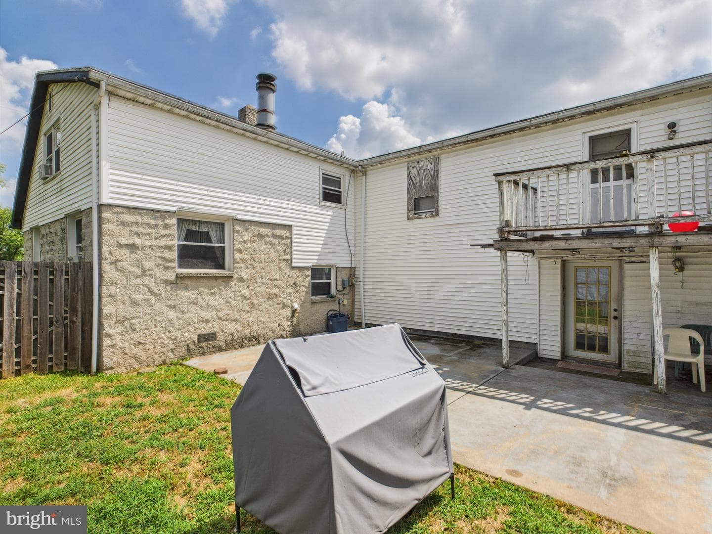 2850 Mayfield Drive photo 38
