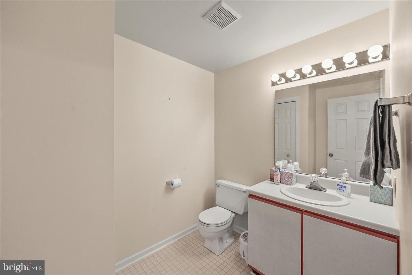 215 Wyntre Brooke Drive #1 photo 17