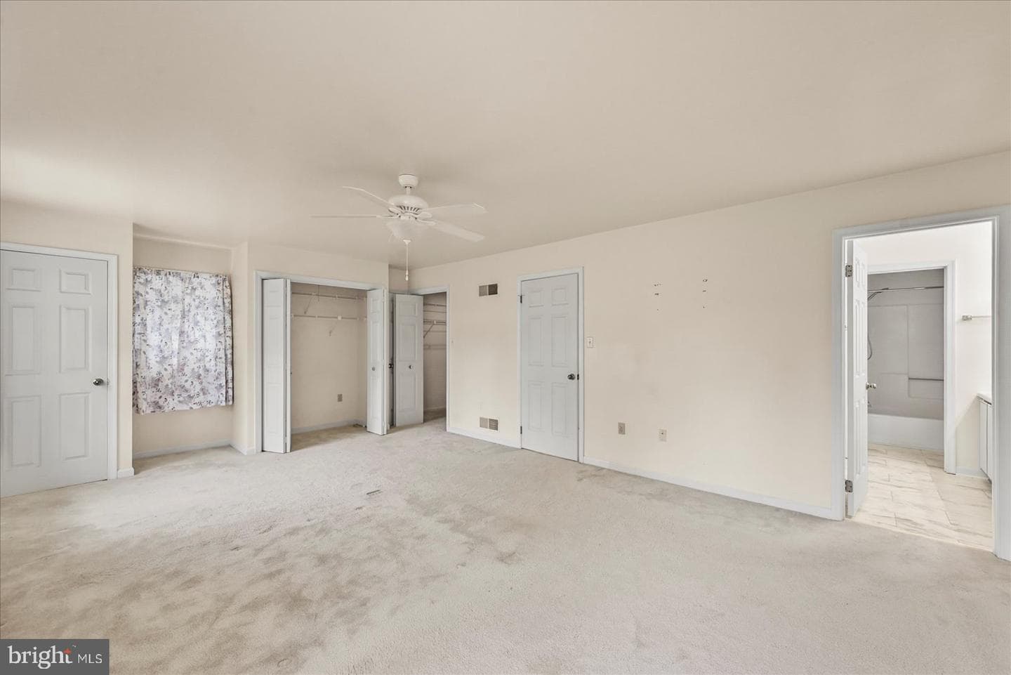 215 Wyntre Brooke Drive #1 photo 26