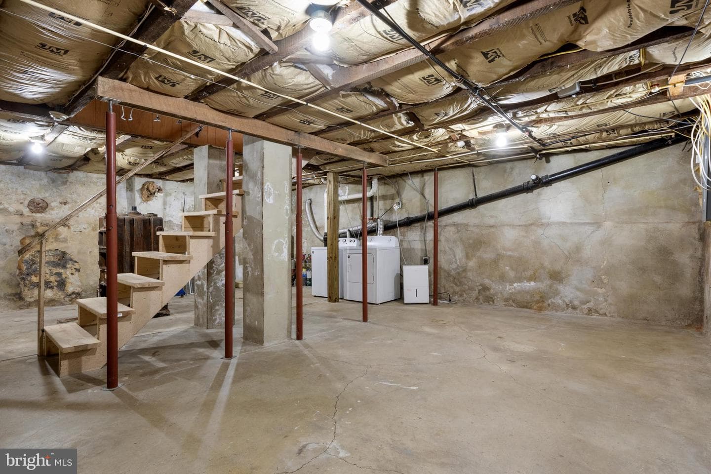 1211 N George Street photo 25