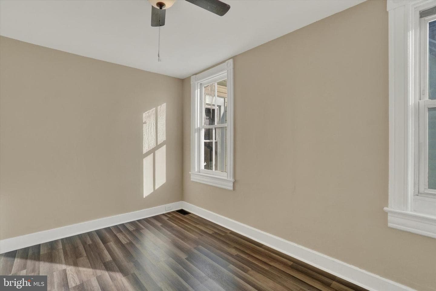 1420 W Market Street photo 20