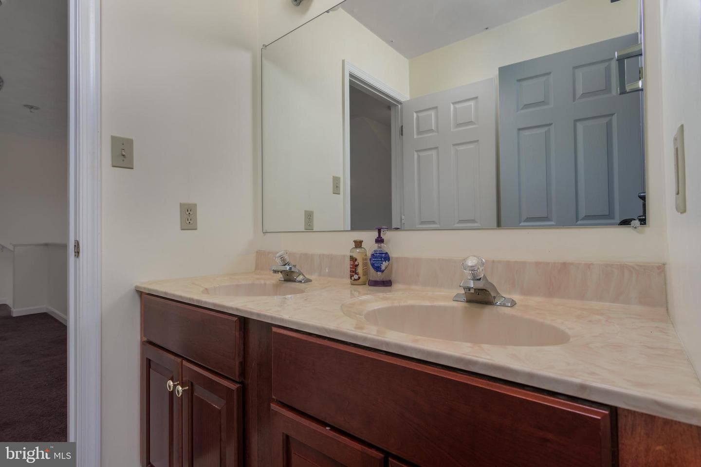 322 Fox Knoll Court photo 28