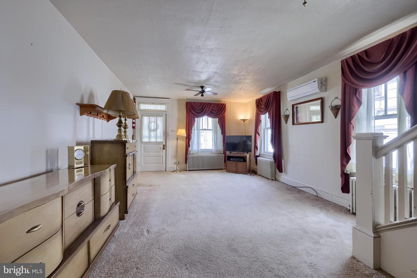253 S Walnut Street photo 11