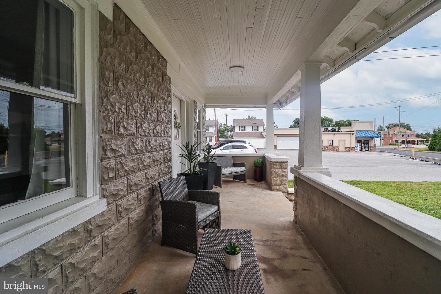 2219 Sunset Lane photo 5