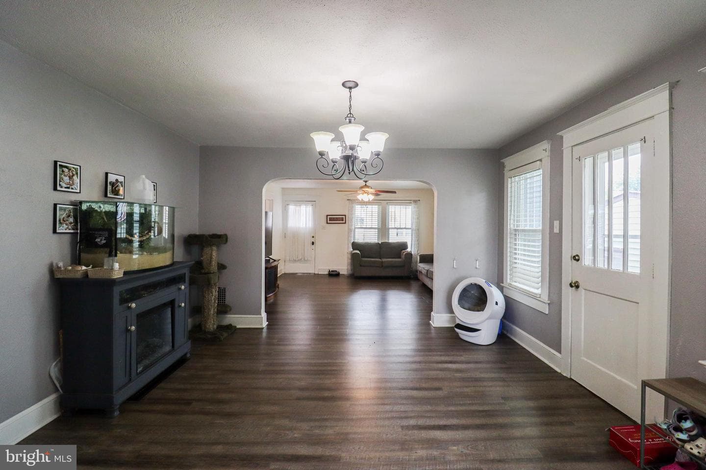 639 Dallas Street photo 10