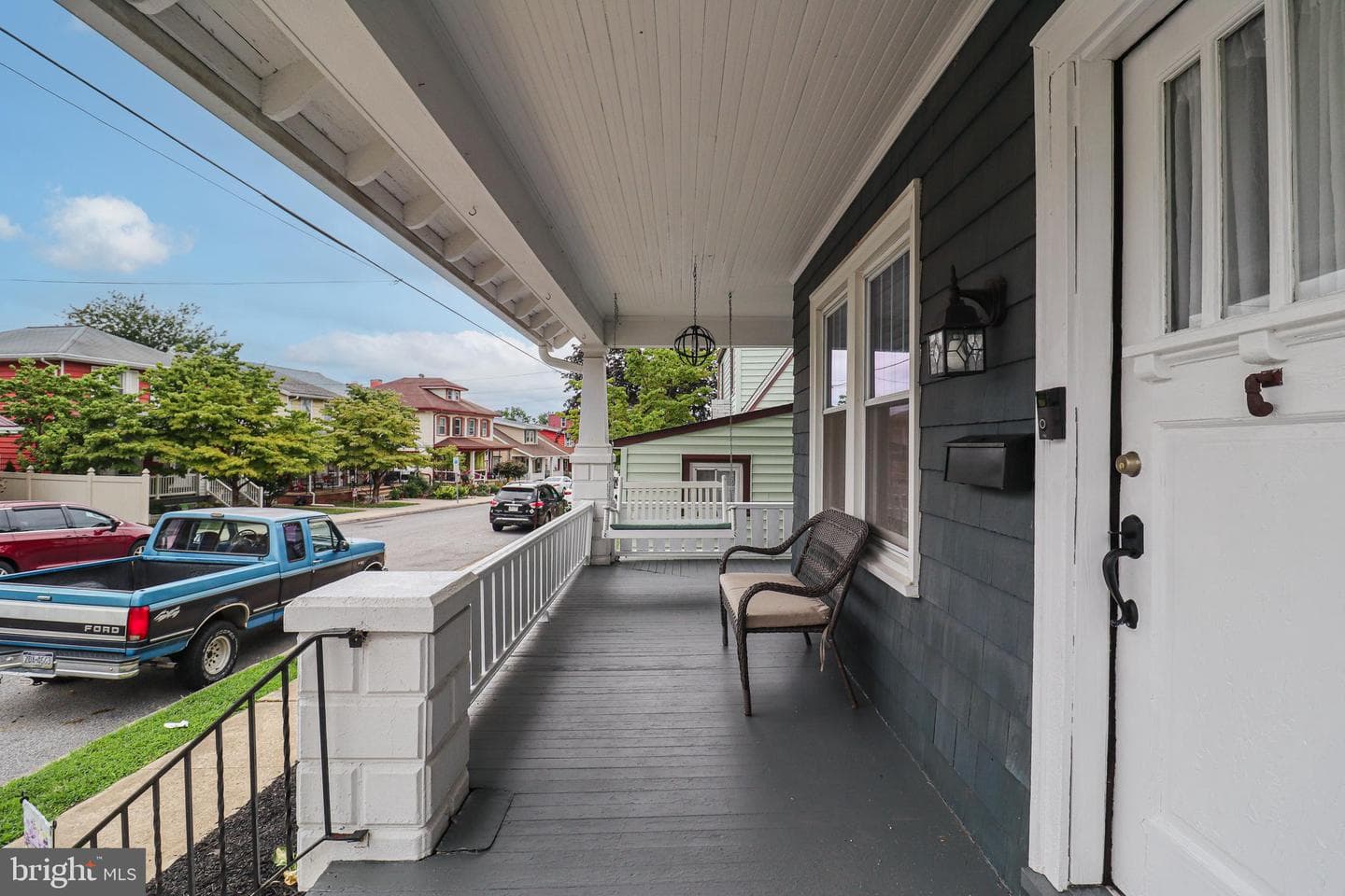 639 Dallas Street photo 2