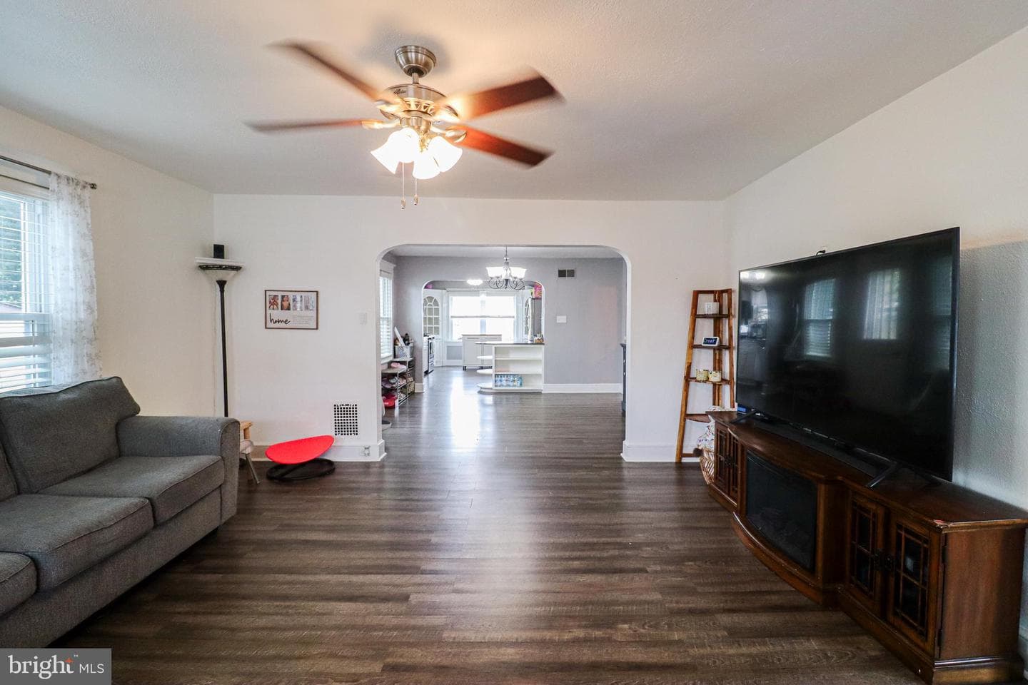 639 Dallas Street photo 7