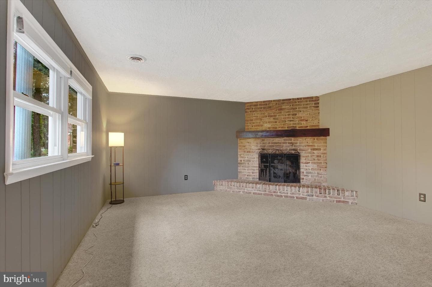 5206 Rockery Road photo 6