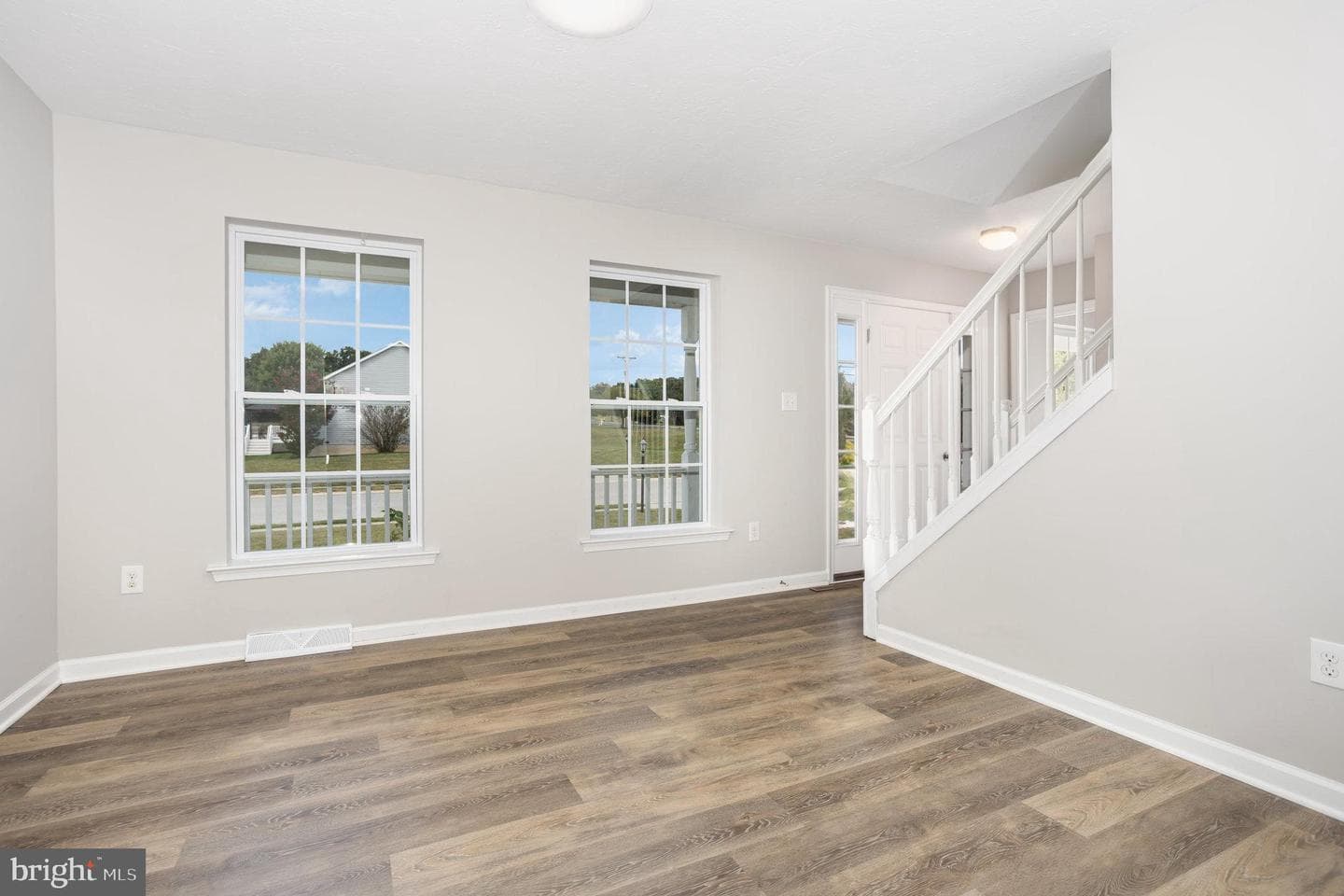 12 Joshua Drive photo 2
