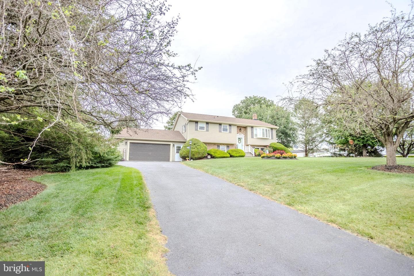 3486 Hobart Road photo 3